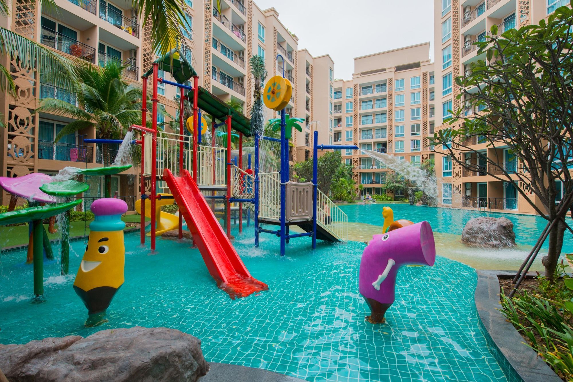 Atlantis Pattaya High Service Jomtien pláž Exteriér fotografie
